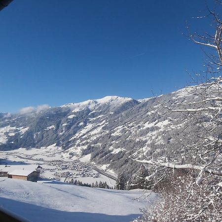 Landhaus Claudia Apartamento Zell am Ziller Exterior foto