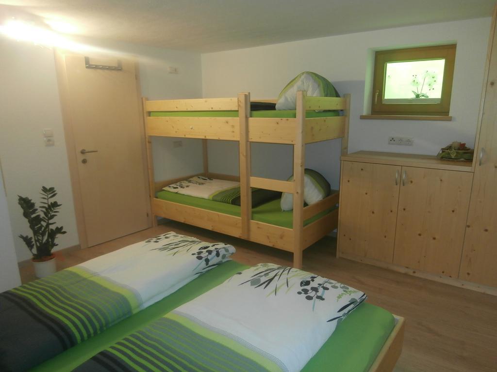Landhaus Claudia Apartamento Zell am Ziller Quarto foto