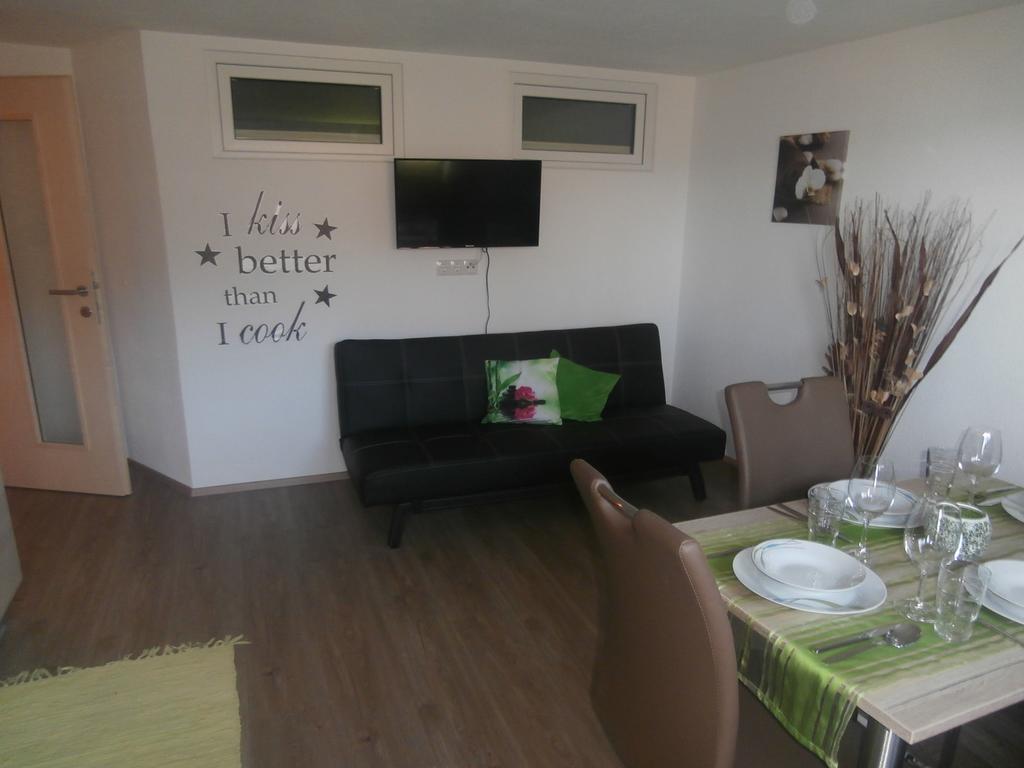 Landhaus Claudia Apartamento Zell am Ziller Quarto foto