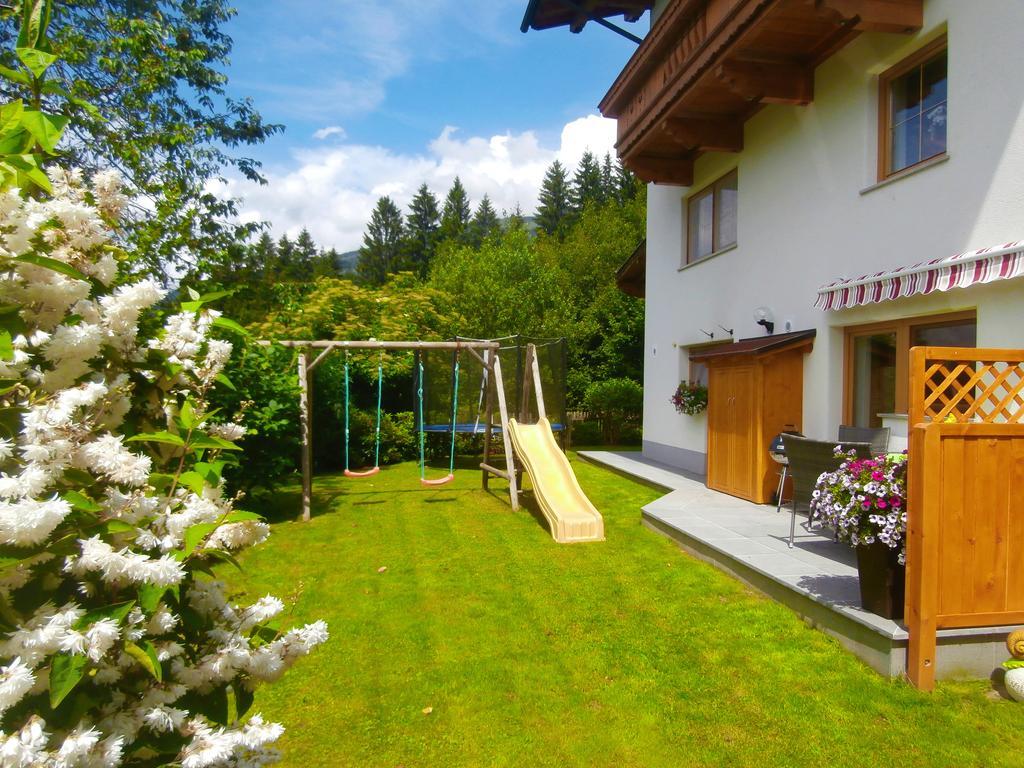 Landhaus Claudia Apartamento Zell am Ziller Exterior foto